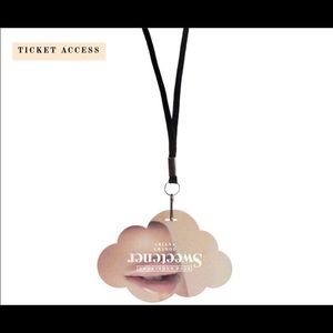 SWEETENER TOUR PASS -DO NOT BUY-